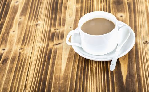 远离奶茶 揭秘奶茶对健康的危害